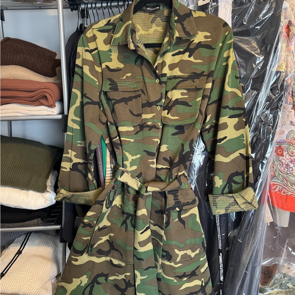 PrettyLittleThing Green Camouflage Dress